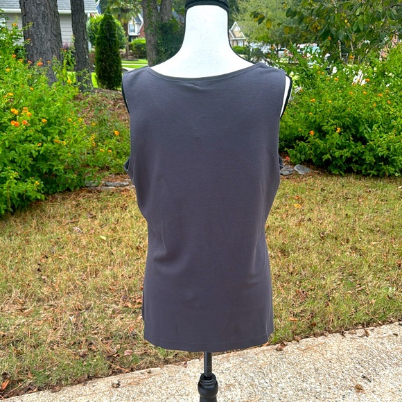 Top - Picture 9 of 9